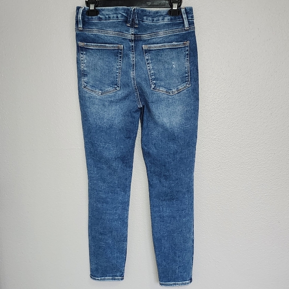GOOD AMERICAN  ANKLE CROP JEANS/ SIZE 6-12 - Picture 3 of 10